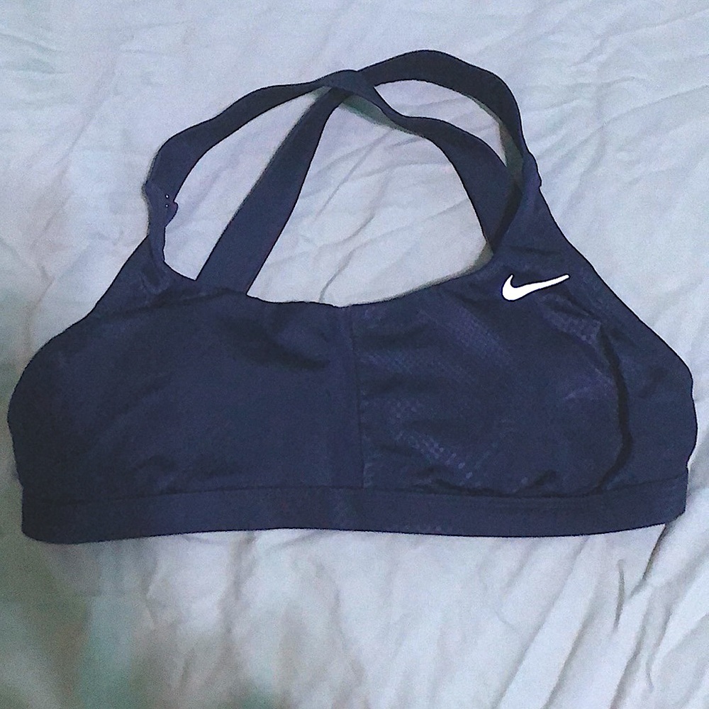 Nike swimming suit top